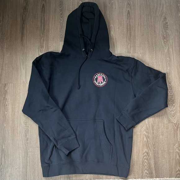 Shirts Limited Edition Never Worn Barstool Sports Positive Vibes Only